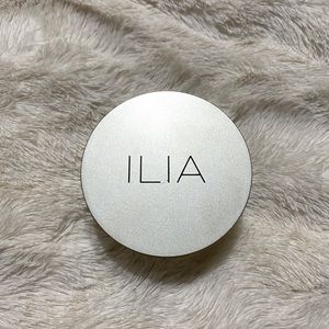 ILIA SOFT FOCUS FINISHING LOOSE POWDER